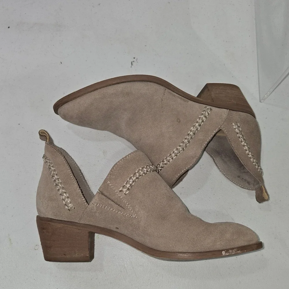 Sole Society Womens 7.5 Taupe Suede Braided Ankle Booties Pointed Toe AC445